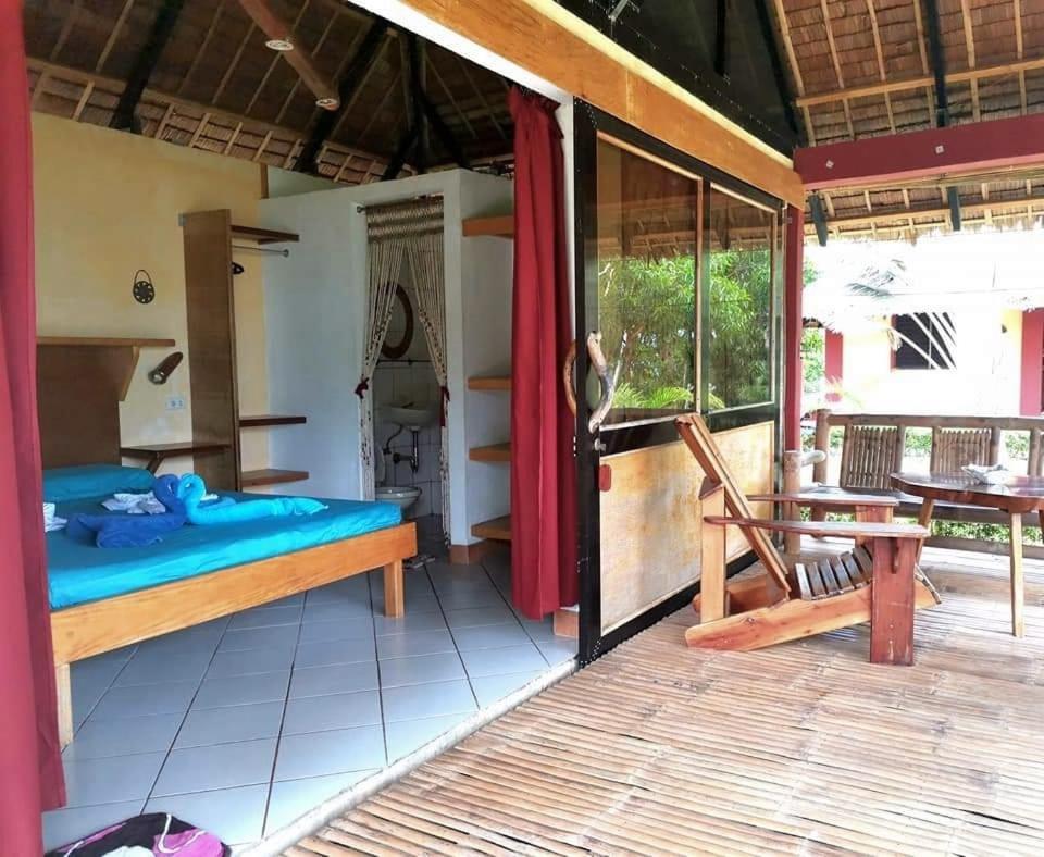 Sulu Sunset Beach Resort Nauhang Luaran gambar