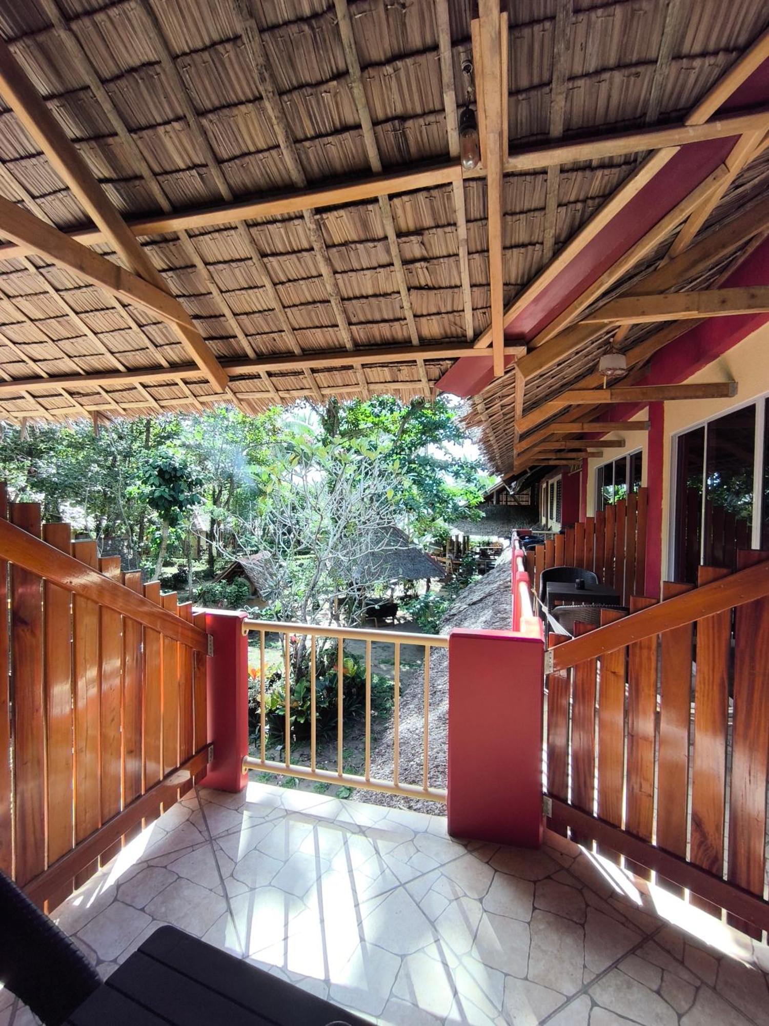 Sulu Sunset Beach Resort Nauhang Luaran gambar